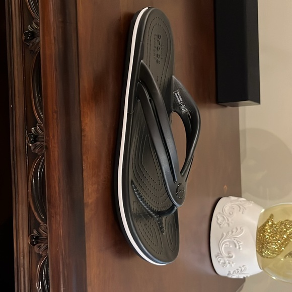 Crocs Black Flip Flops - Picture 3 of 3